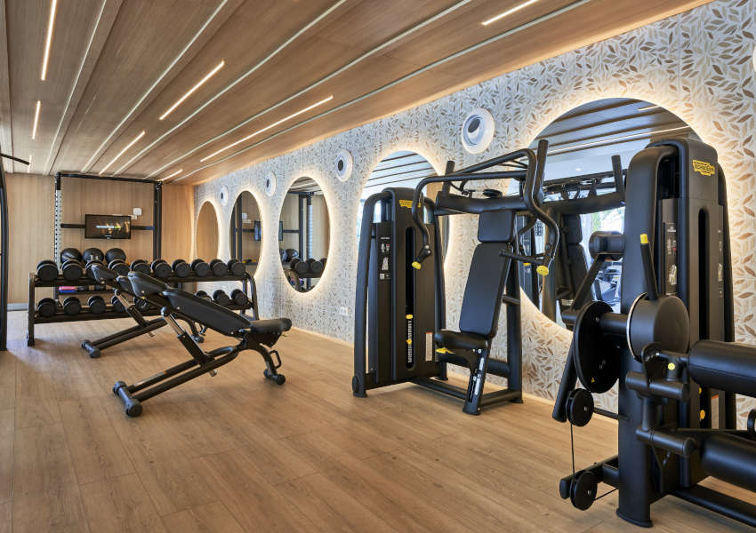 Gimnasio y Club de Tenis